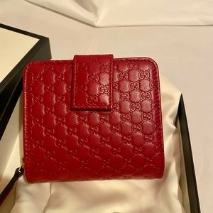 Red Gucci Guccissima Wallet BNIB